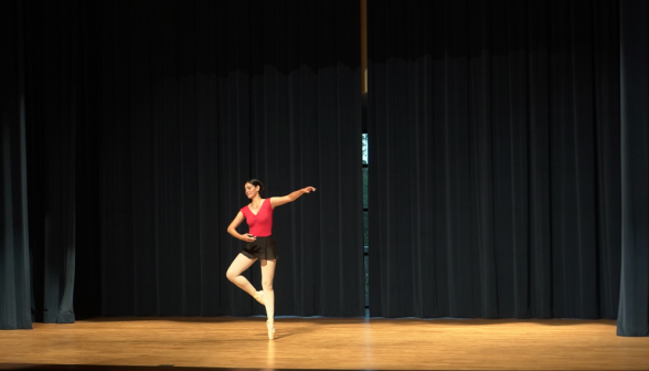 Students perform in talent show
