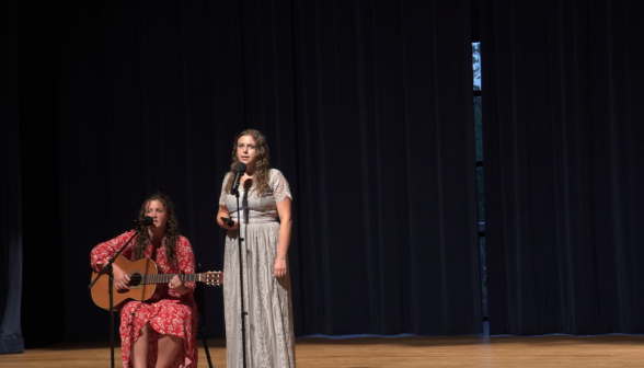 Students perform in talent show