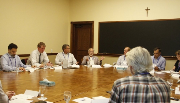 More discussion at the seminar table