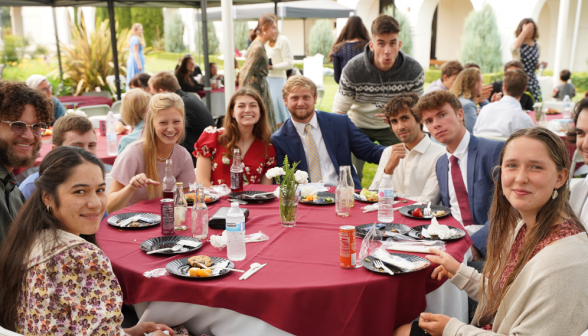 Lunchon on the academic quadrangle