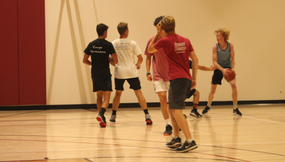 Basketball on the indoor court