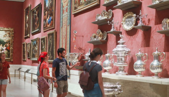 Students at Boston's Museum of Fine Arts