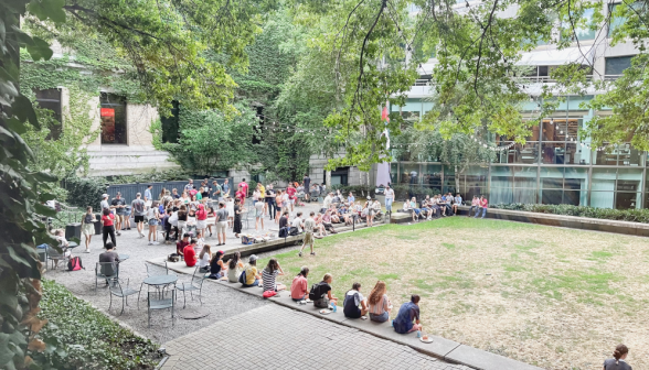 Students at Boston's Museum of Fine Arts