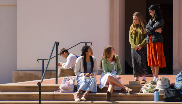 Four chat on the Chapel steps