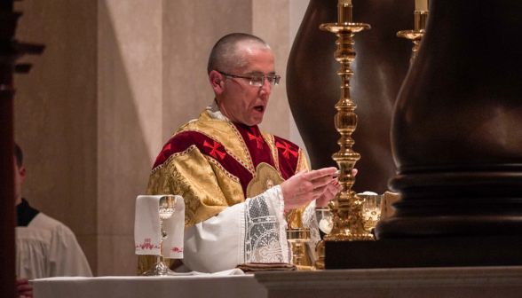 Fr. Marczewski offers Mass