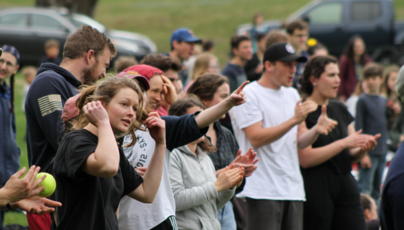 Onlookers applaud