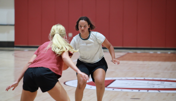 A 1v1 near the center of the court