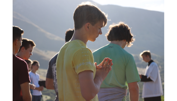 Students on sunrise hike