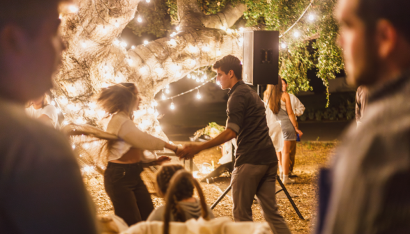 A gorgeous photo of two freshmen dancing