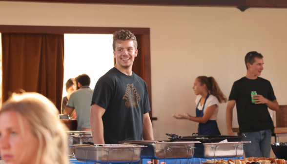 A lull in serving