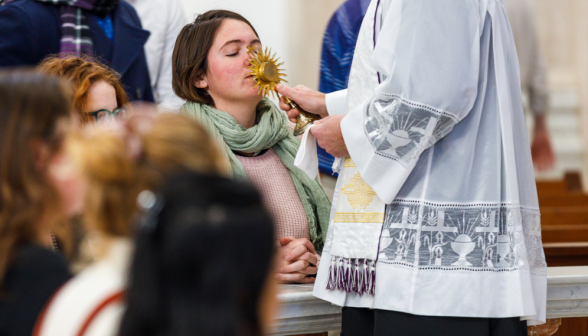 The blessing with a relic in California before finals