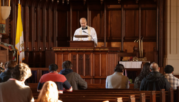 Blessing in New England with a relic of the True Cross