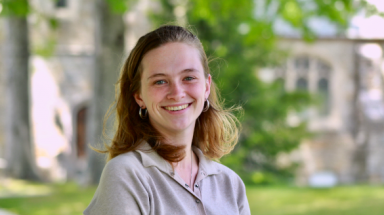Niamh McCann (’23) 