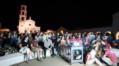 Singalong on quadrangle