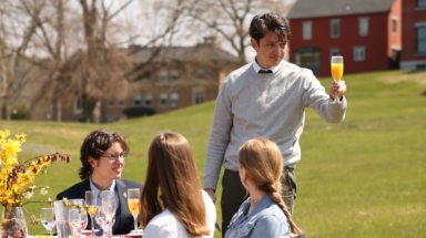 Sophomores Bid Farwell to Class of 2023 over Brunch