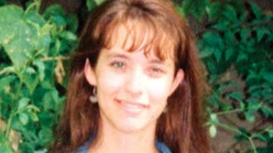 Angela Baird ('00)