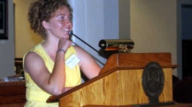 Kathleen Sullivan ('06)