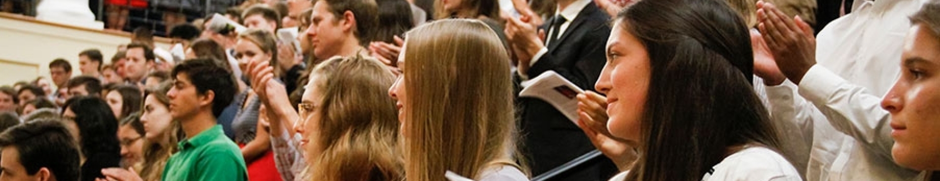 College Welcomes Freshmen at Convocation 2018