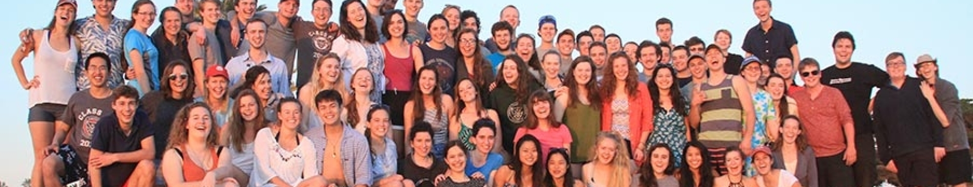 Slideshow: Class of 2018 Takes to the Beach to “Rejuniorate”