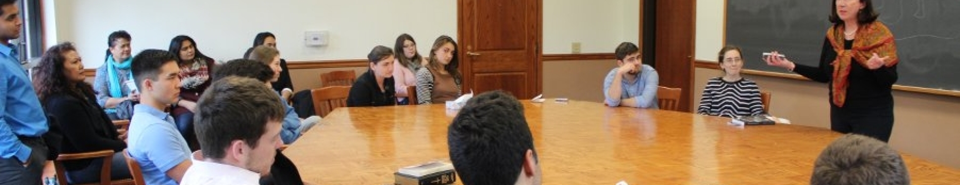 Editor & Banker Beverly Stevens Advises Students at Career T