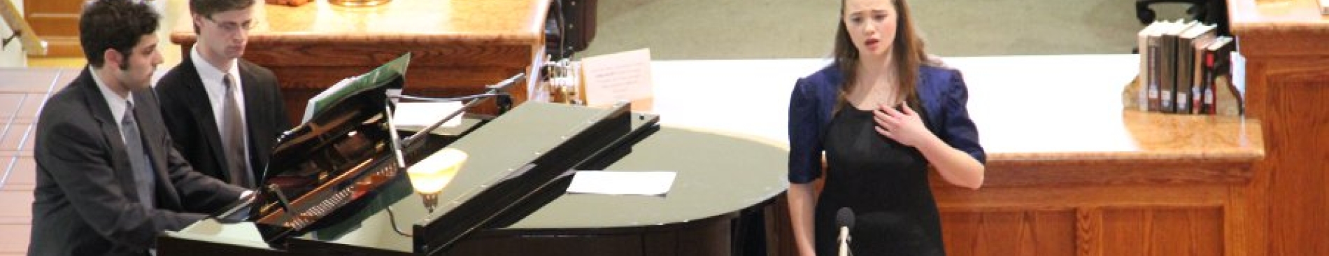 Video: Colleen Donnelly (’14) Sings in Campus Concert