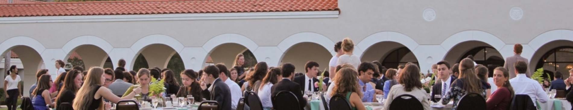 Slideshow: Junior-Senior Dinner 2016