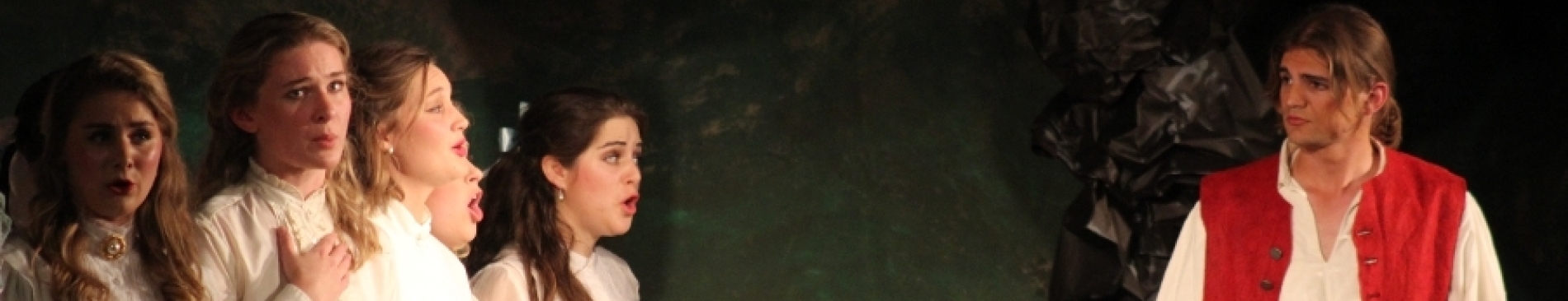 Photos & Video:The Pirates of Penzance