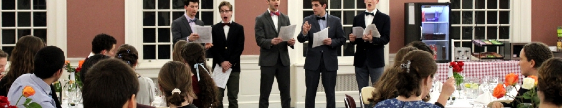 Slideshow: New England Men Host Women at “The Rose Dinner”