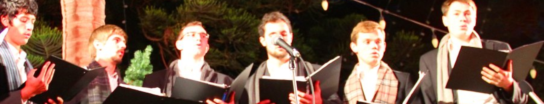 Video: Men’s Barbershop Octet at Ventura Tree-Lighting